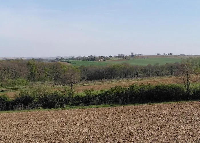 Le Clot De Meste Duran Couette-café 3*