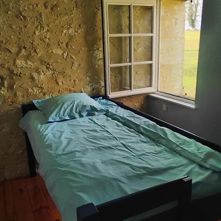 Le Clot De Meste Duran Bed & Breakfast