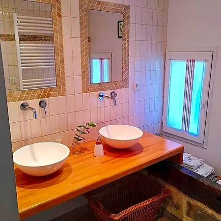 Le Clot De Meste Duran Bed & Breakfast 3*